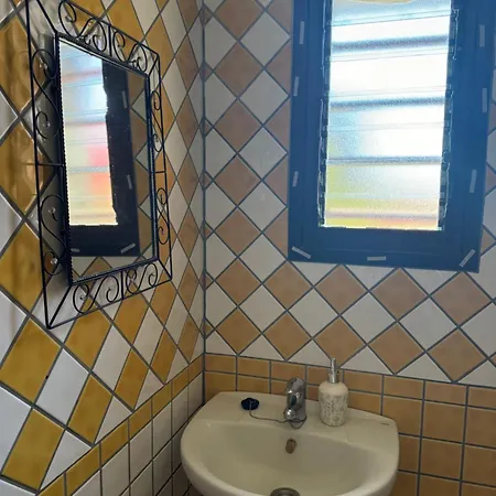 Con Calma Φροντέρα